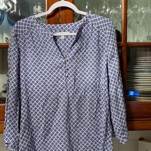 Kim Rogers rayon blend top. Worn‎ 2x